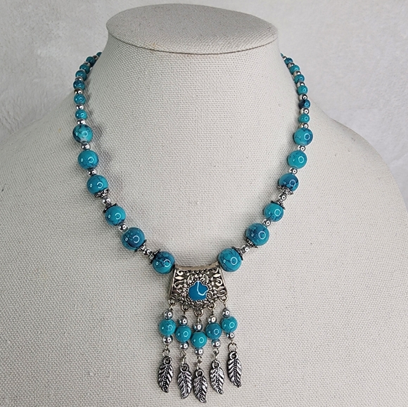 Boho Necklace Faux Glass Turquoise Silver Tone Leaves Fringe Pendant - Picture 1 of 13